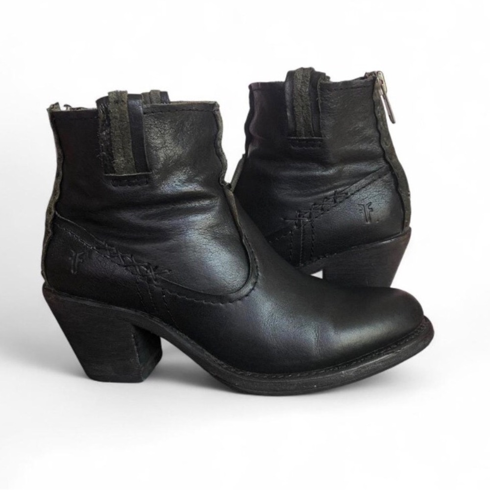 Frye Women Leslie Artisan Black Leather Boho Zip Ankle Boot Size 6.5